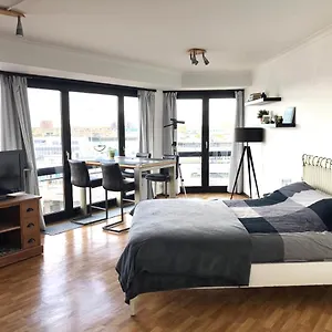 Cosy, Modern Studio With An Awesome View Of Appartement Oostende